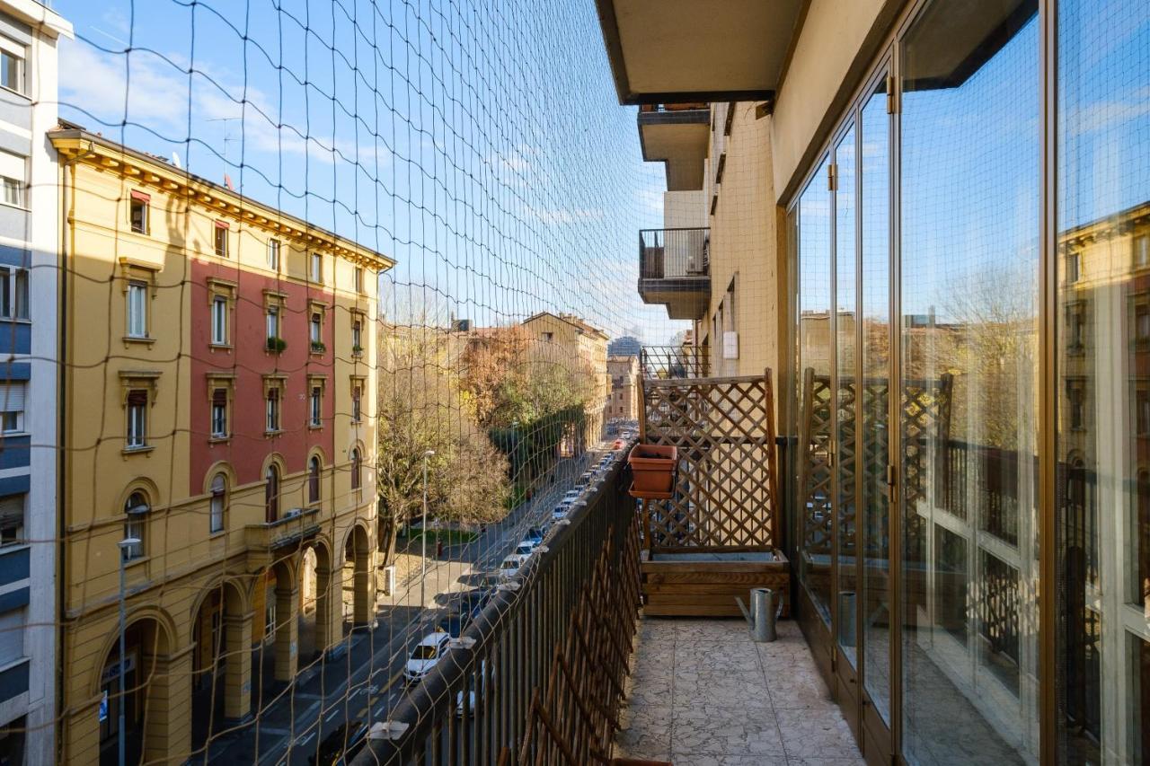 Boldrini Apartment With Balcony By Wonderful Italy Bolonha Exterior foto